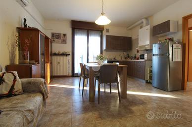 3 LOCALI A BAGNOLO IN PIANO