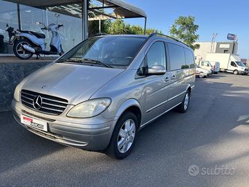 MERCEDEZ VIANO anno 2010