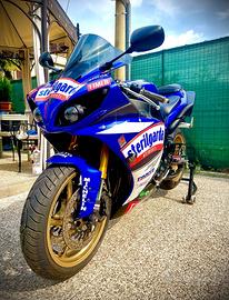 Yamaha r1 Big Bang 32mil/km