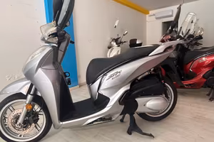 Honda SH 300 i