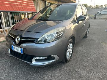 Renault scenic 2015 limited s&s