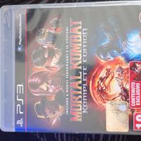 mortal kombat komplete edition con Kratos 