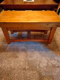 tavolino stile taverna