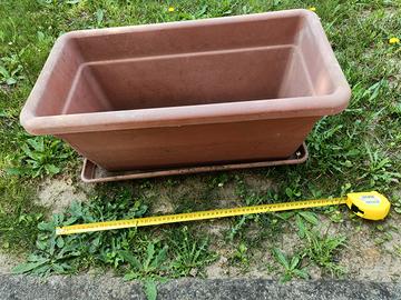 Vaso lungo 60 cm. con sottovaso