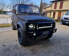 Suzuki Samurai