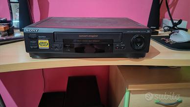 videoregistratore vhs Sony 