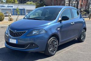 LANCIA YPSILON 1.0 HYBRID GOLD 10/2022