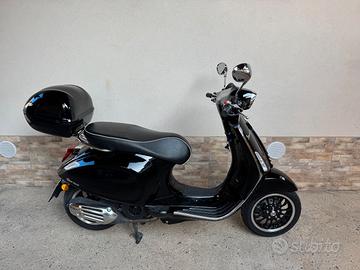 Vespa Sprint 125 (2024, FULL OPTIONAL)