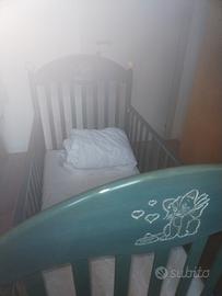 lettino in legno+ altri accessori 