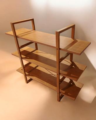 Libreria In buone condizioni 