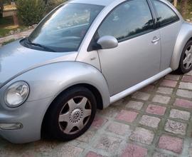 VOLKSWAGEN New Beetle - 2002