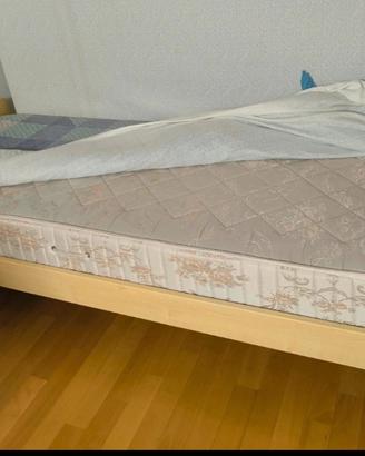 Letto con materasso 