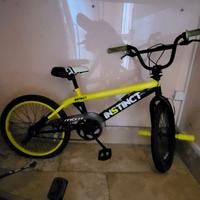 bicicletta BMX INSTICT 