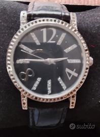 Orologio con cinturino in pelle