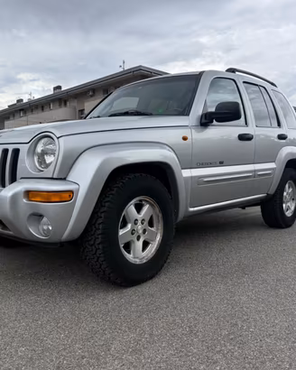 Jeep Cherokee 2.5 CRD Limited