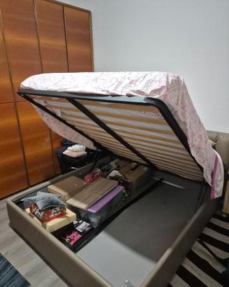 Letto contenitore matrimoniale