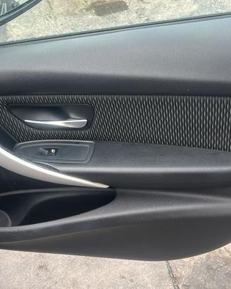 Alzavetro Anteriore dx BMW 320 F30 berlina 2016
