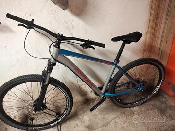 Mountain-bike 