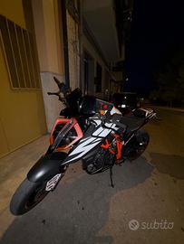 KTM 1290 Super Duke - 2020