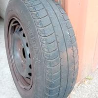 4 pneumatici estivi con cerchio 155/80R 13 79T