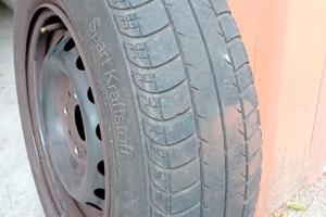 4 pneumatici estivi con cerchio 155/80R 13 79T