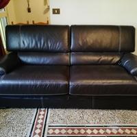 divano in pelle 