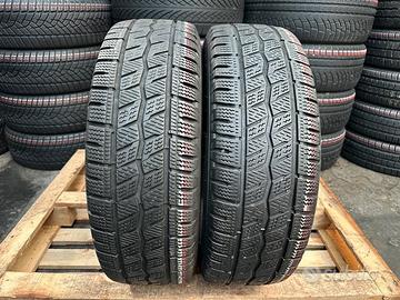 2 gomme 215 70 15 C Hankook invernale