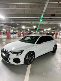 stupenda audi a 3  automatica