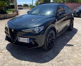 Alfa Romeo Stelvio V6 510 CV AT8 Quadrifoglio