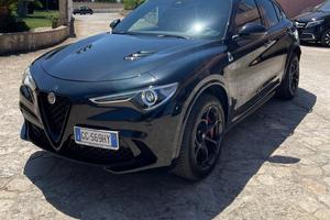 Alfa Romeo Stelvio V6 510 CV AT8 Quadrifoglio