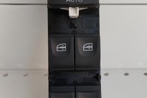 254012952r Pulsantiera alzacristalli Renault Kadja