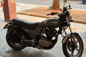 Suzuki gr 650 d'epoca 