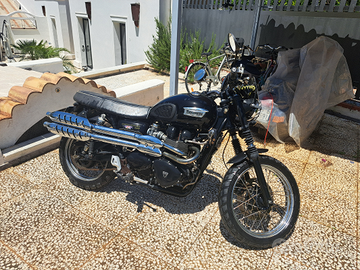 Triumph 900 scrambler