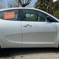 Lancia Ypsilon 1.2 - Neopatentati - 63700km