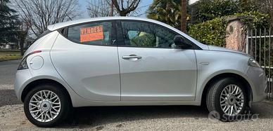 Lancia Ypsilon 1.2 - Neopatentati - 63700km