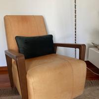 Poltrona design in pelle- HUG DITRE