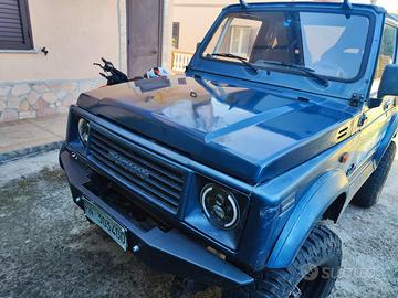 Suzuki Samurai