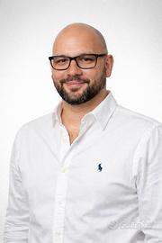 Magazziniere o selezzione personale su saldatura