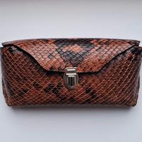custodia occhiali in pelle 