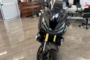 HONDA X-ADV 750 750 dct