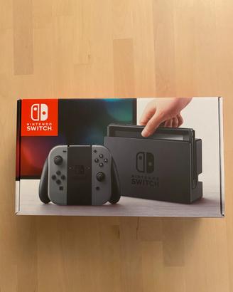 Console Nintendo Switch più accessori