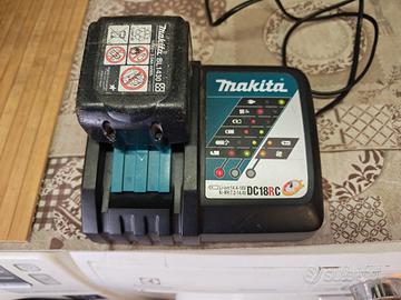 Carica batteria e batteria Makita.