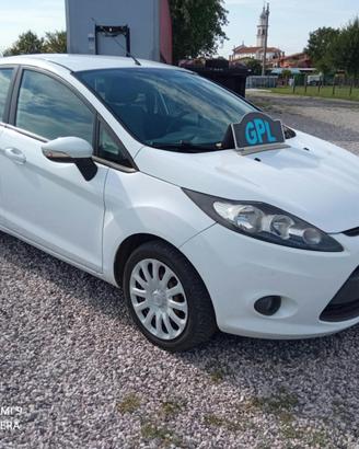 Ford Fiesta 1.4 5 porte Bz.- GPL 92CV