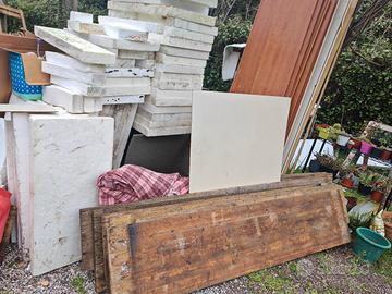 striscia di legno e altri 