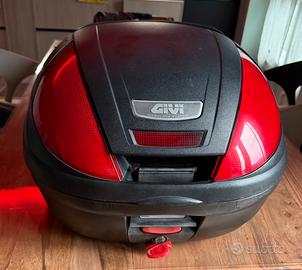 Bauletto Givi con piastra