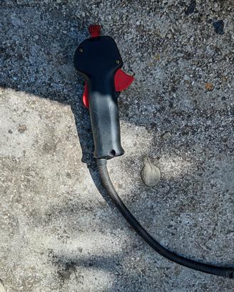 Acceleratore per decespugliatore