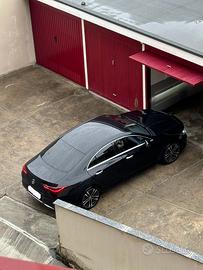 Mercedes benz cla 180