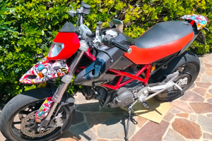 Ducati Hypermotard 1100