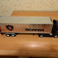 SCANIA V8  R 530
