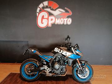 Suzuki GSX-8S